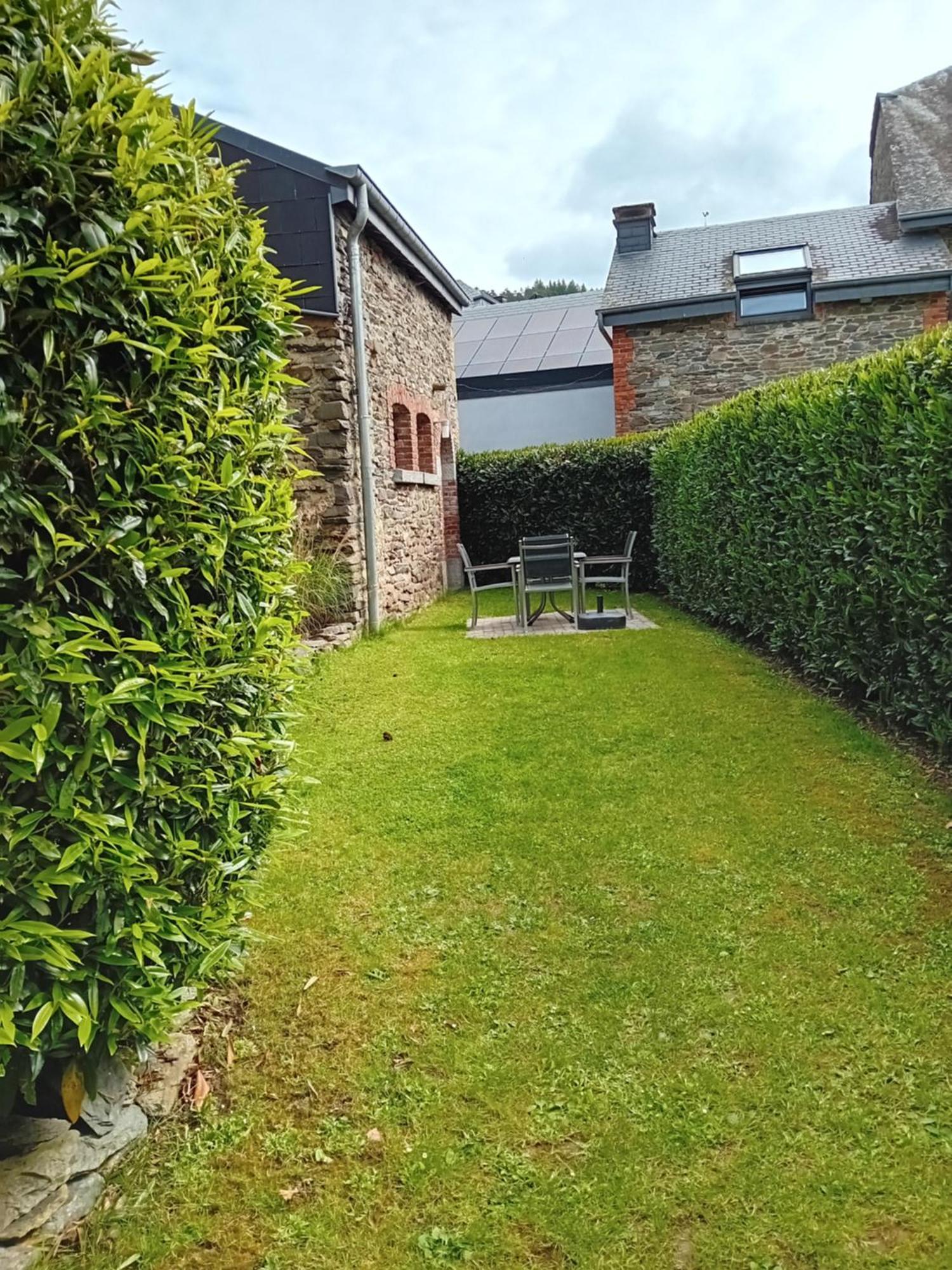 Appart Hotel Au Pied De Vigne Vresse-sur-Semois Exterior foto