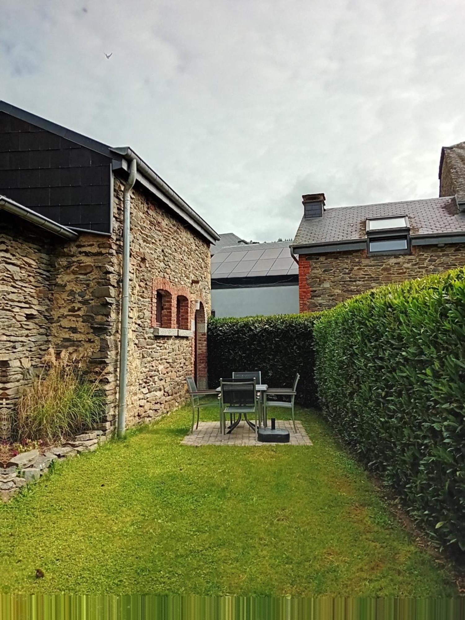 Appart Hotel Au Pied De Vigne Vresse-sur-Semois Exterior foto
